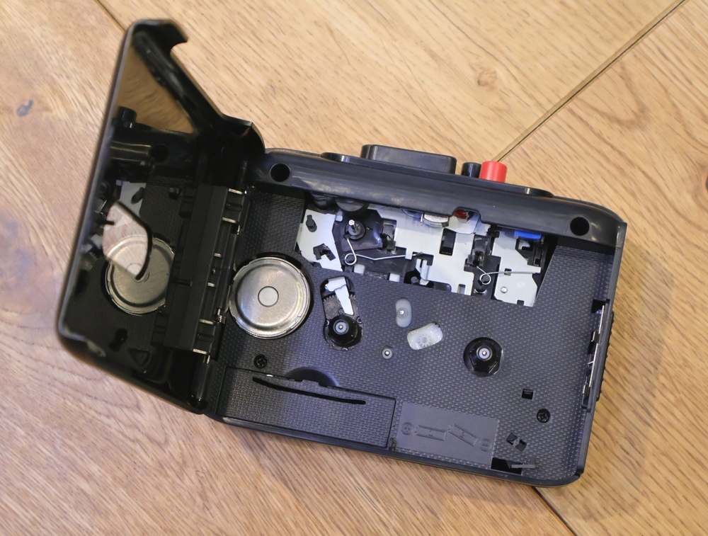 Hide and Seek 「H&S CASSETTE PLAYER with SLOW&SEXY MIX TAPE